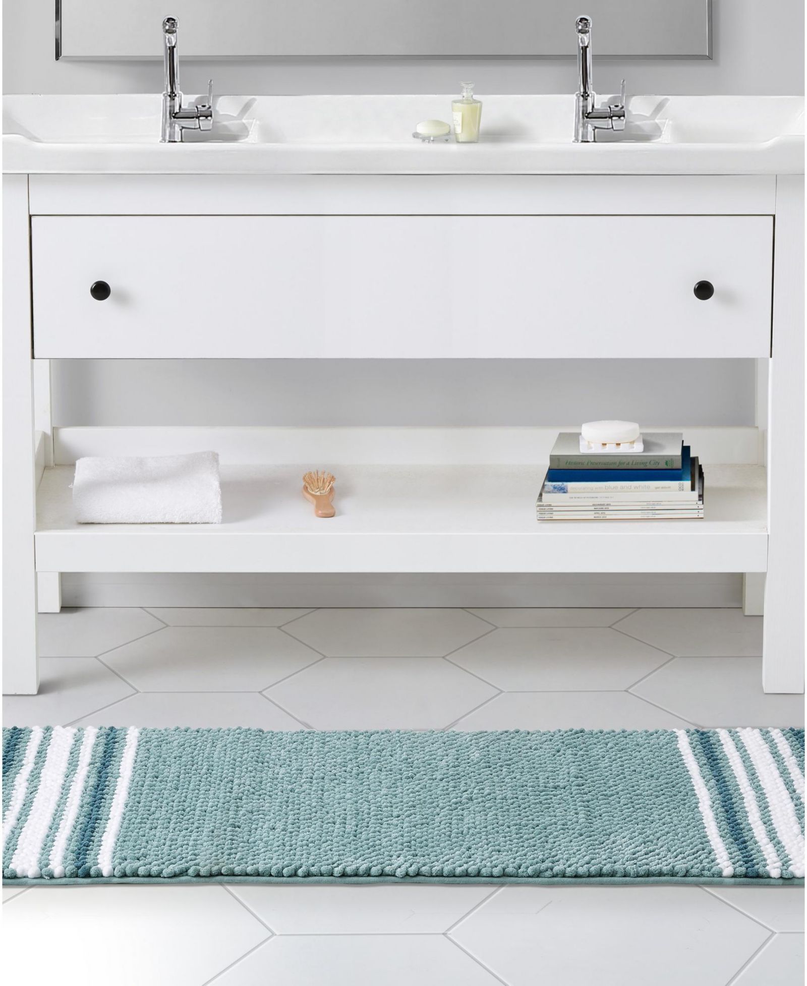 VCNY Home Aiden Jacquard Chenille Bath Rug, 24" x 60"