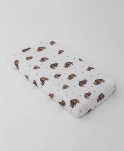 Простыня в кроватку Little Unicorn Baby Boys or Baby Girls Printed Muslin