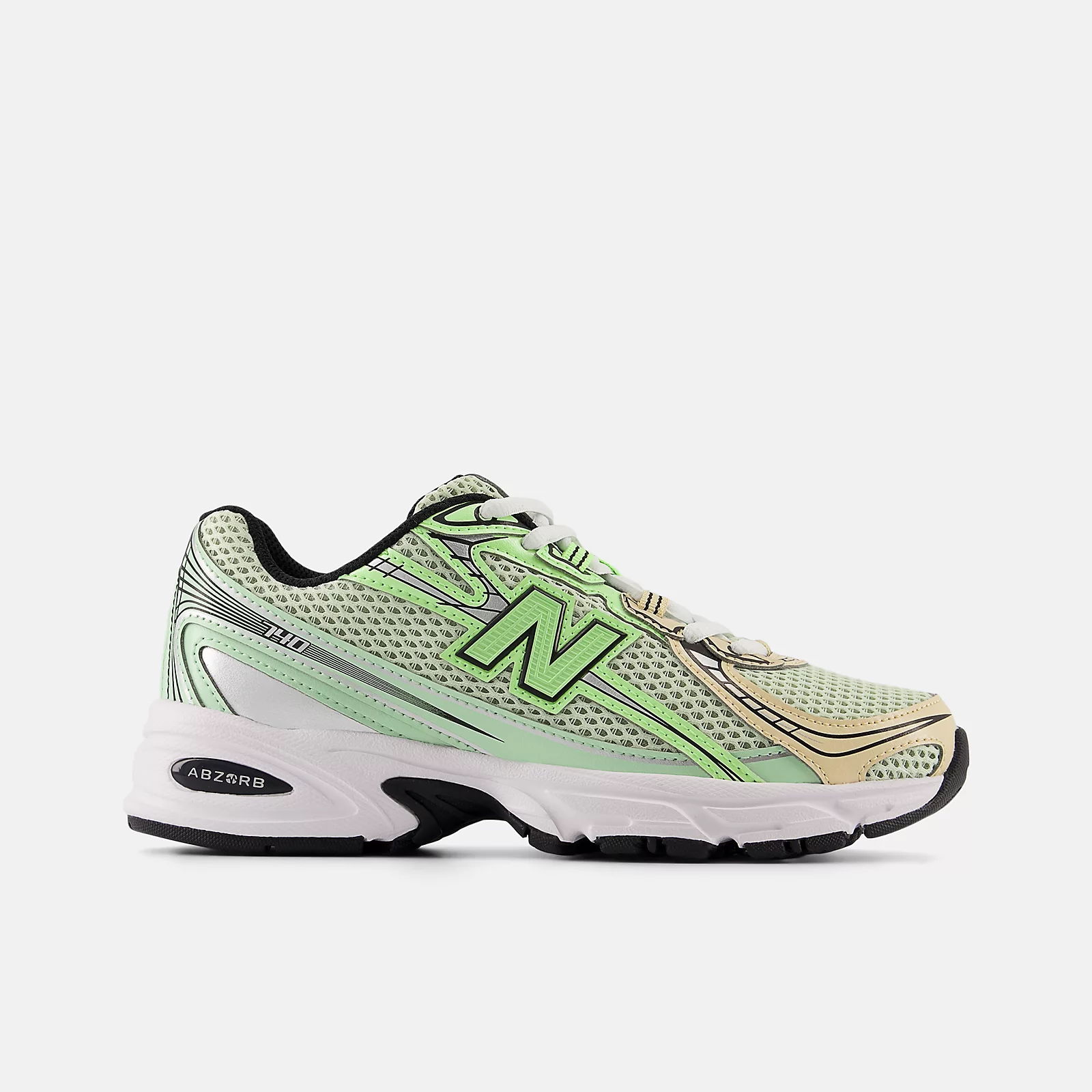 740 Lace New Balance