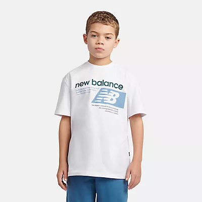 Футболка New Balance Athletics Relaxed Player Graphic