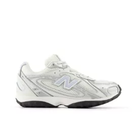 Кружевные ботинки New Balance 204L Lace