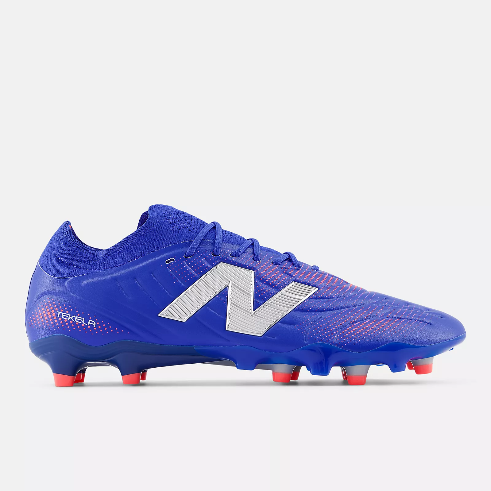 TEKELA PRO LOW LACED FG V5