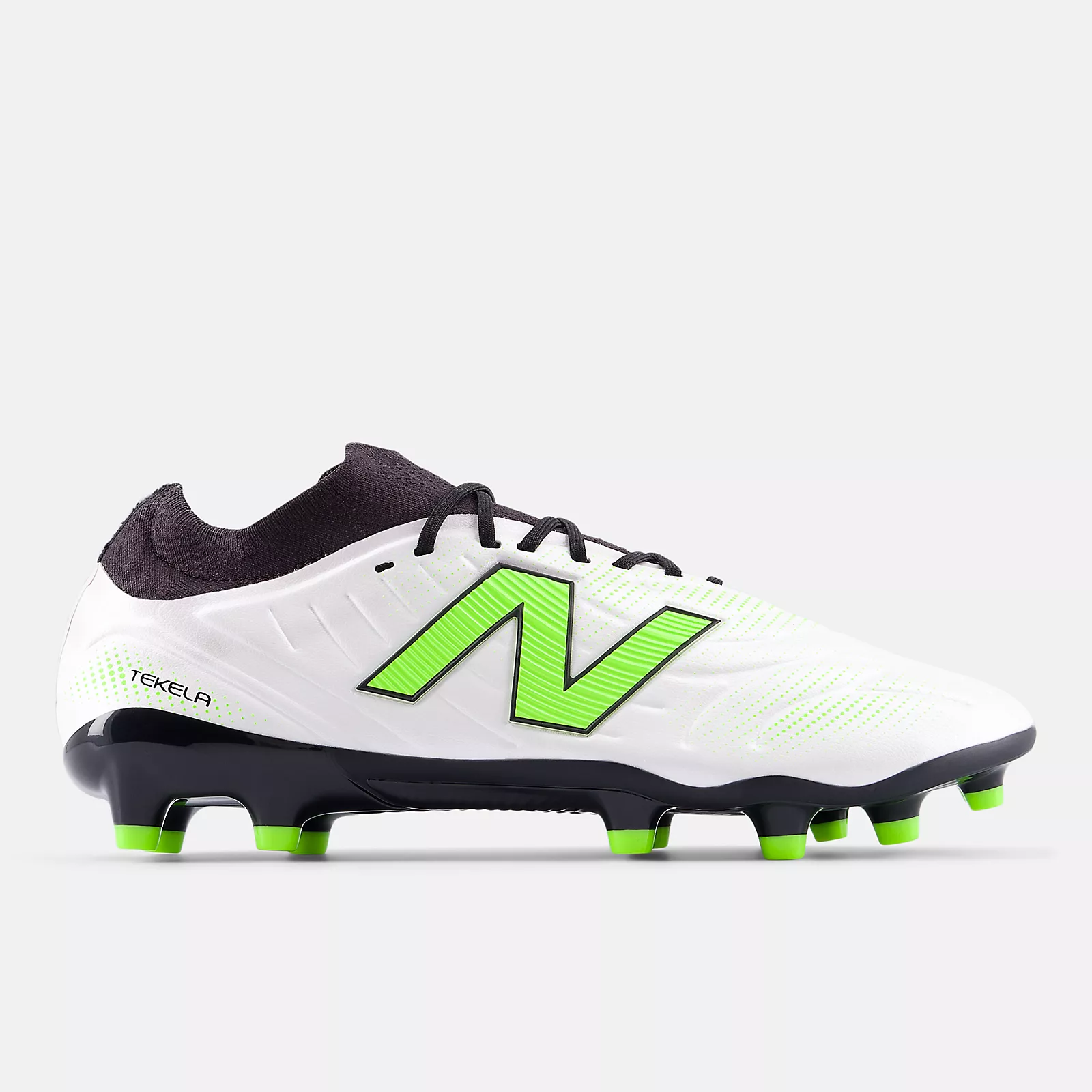 New Balance Женские кроссовки TEKELA WOMEN'S PRO LOW LACED MG V5