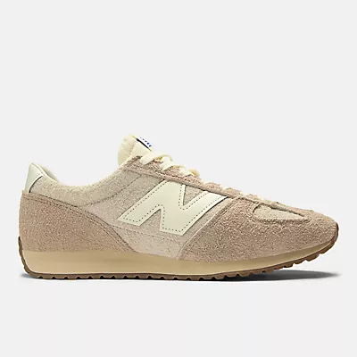 BISQUE with FLAT TAUPE