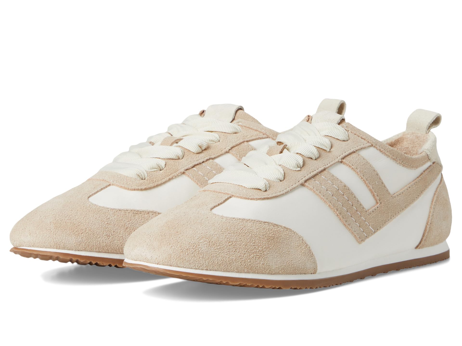 Aces Tennis Shoe