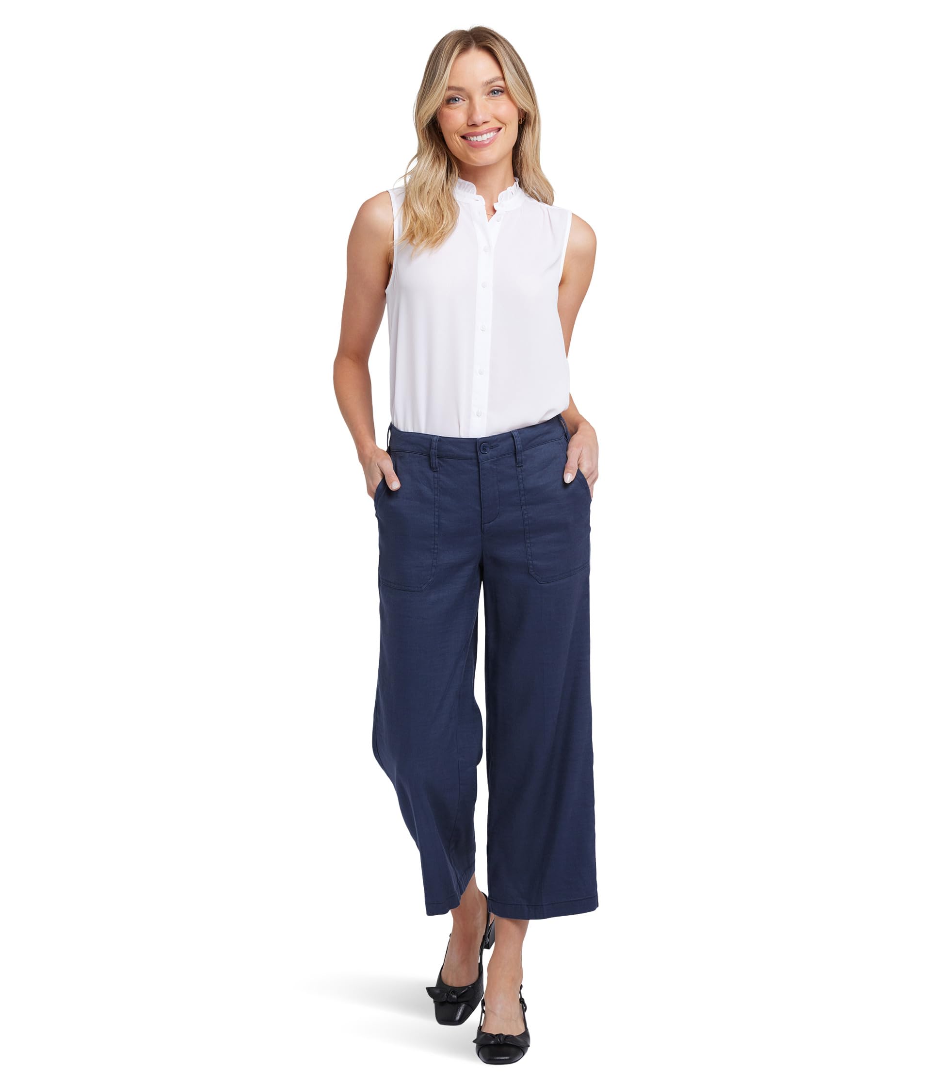 Petite Wide Leg Cargo Capri Pants in Oxford Navy