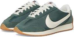 Vintage Green/Pale Ivory
