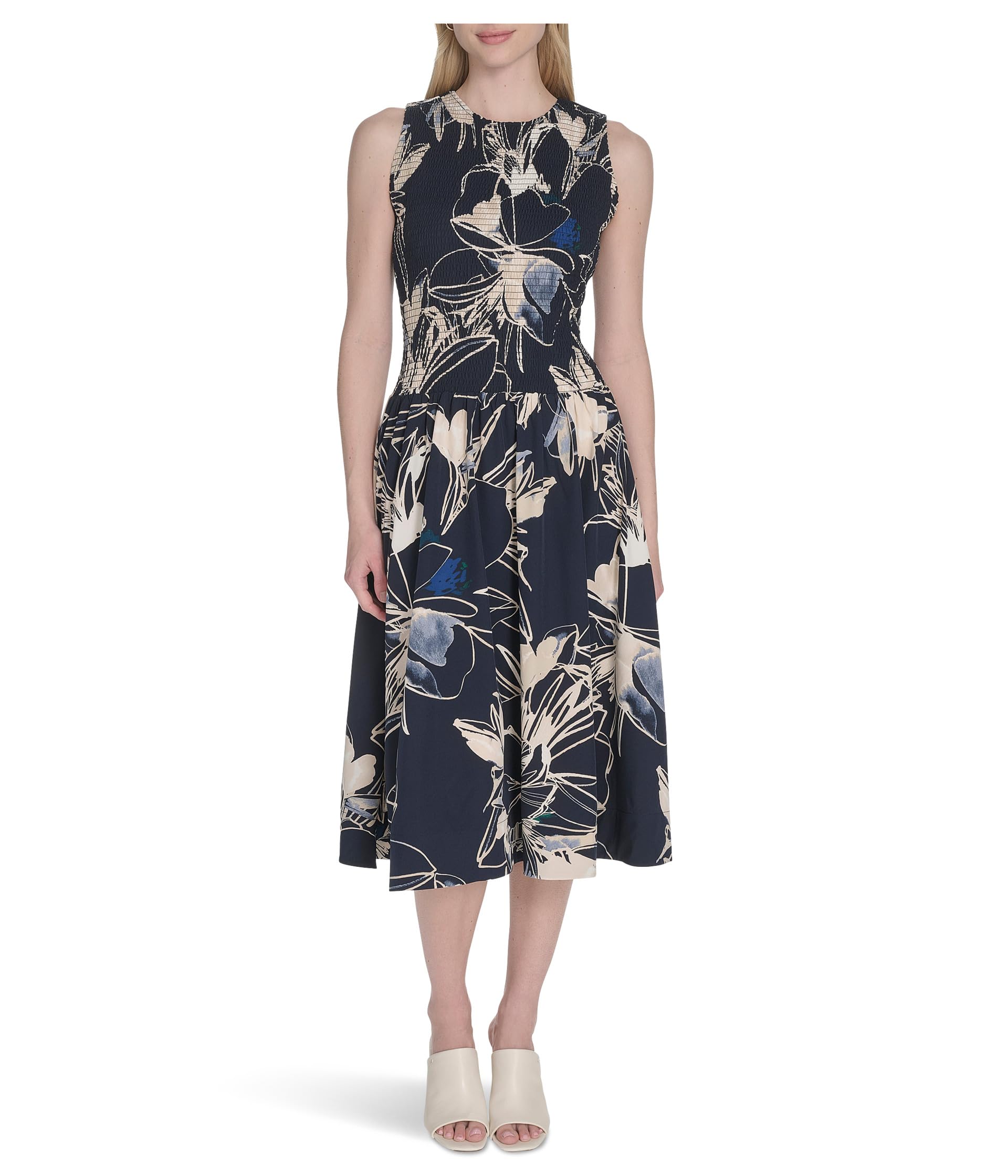 Женское платье Calvin Klein Smocked Commuter Floral Dropwaist