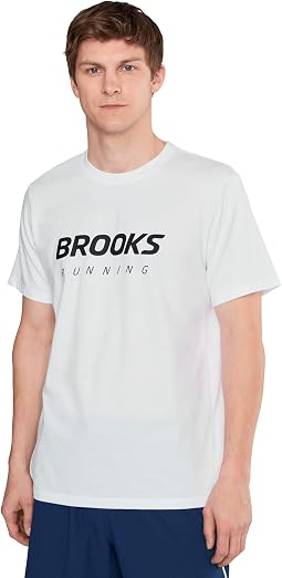 Brooks шорты с графическим принтом и коротким рукавом