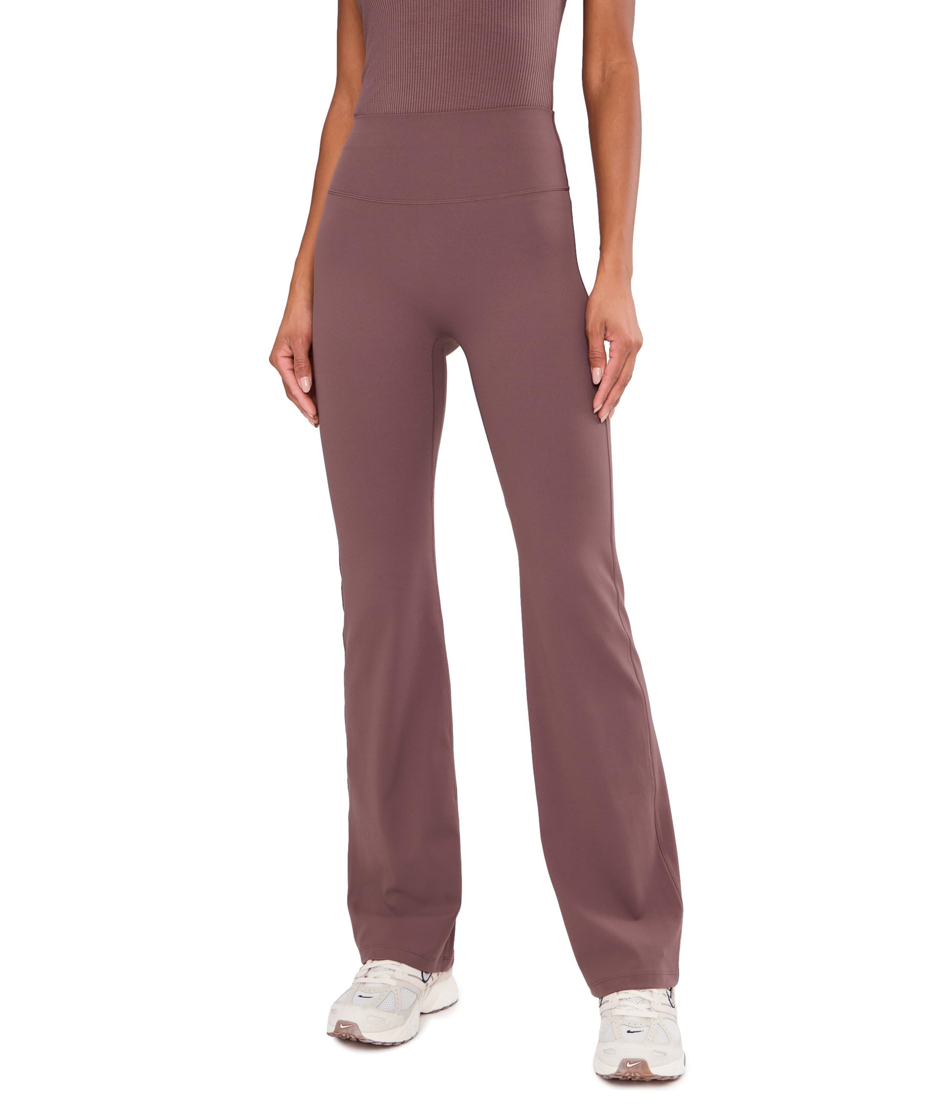 Легинсы Nike Zenvy Gentle-Support High-Waisted Flared