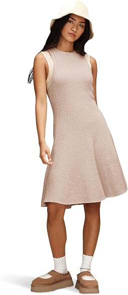 Женское легкое платье Adela Dress Lite