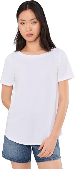 Resort White