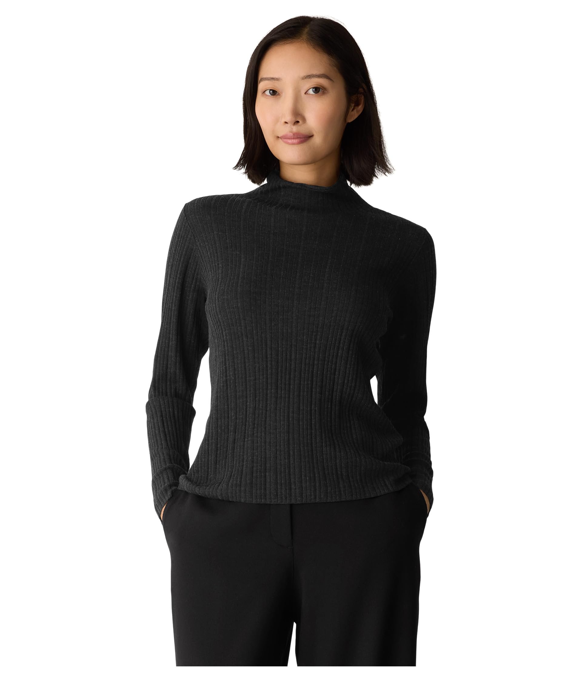Clean Merino Turtle Neck Sweater