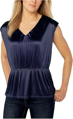 Short Sleeve Dolman V-Neck Peplum Knit Top