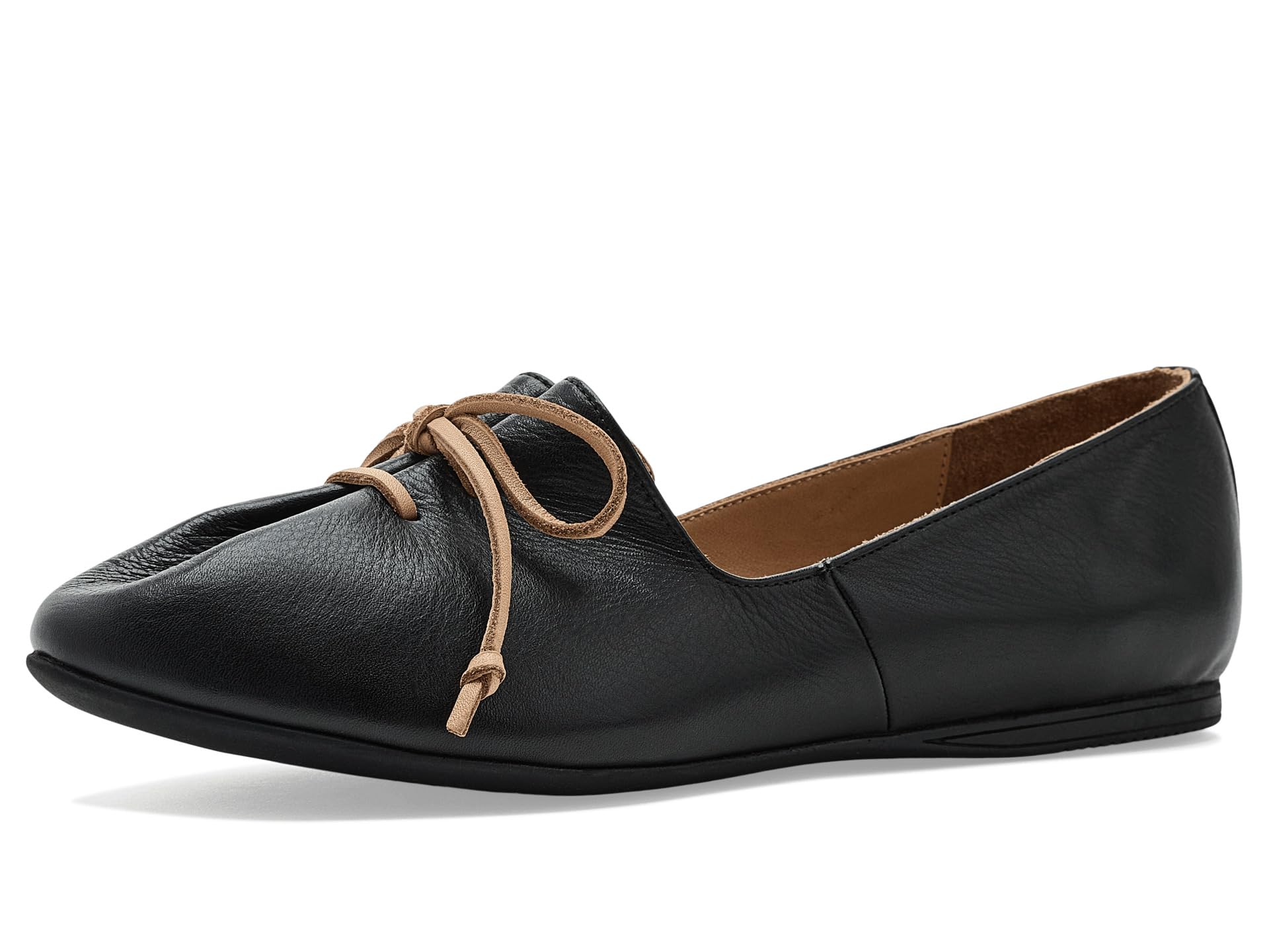Плоская обувь Kamila Flats