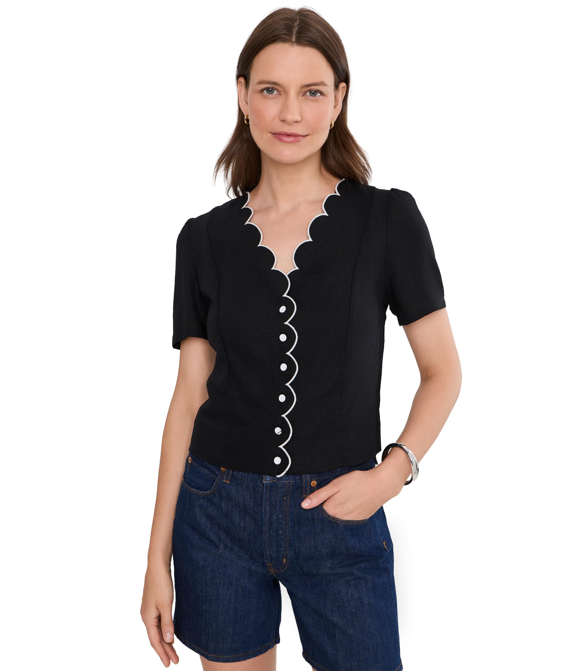 Short Sleeve V-Neck Scallop Top