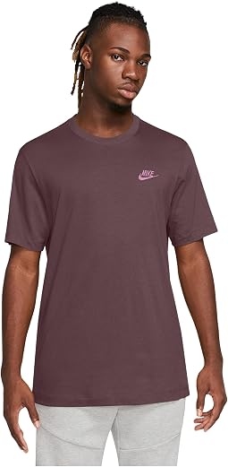 Sportswear Club T-Shirt