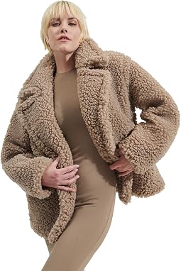 Женское пальто UGG Gertrude Short Teddy Coat