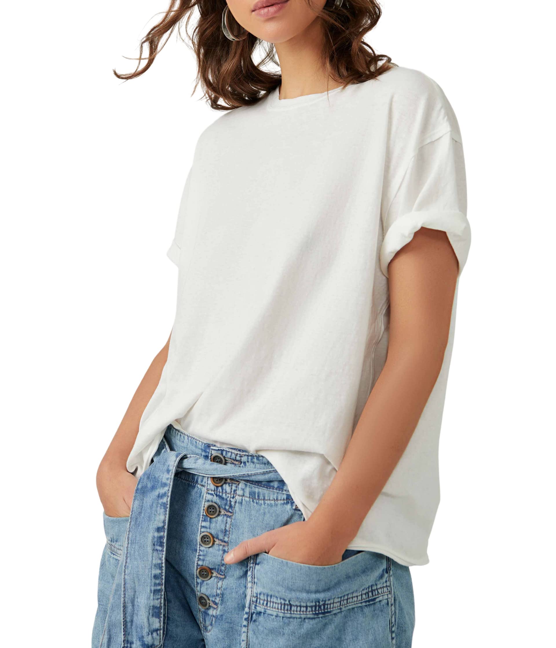 Nina Tee