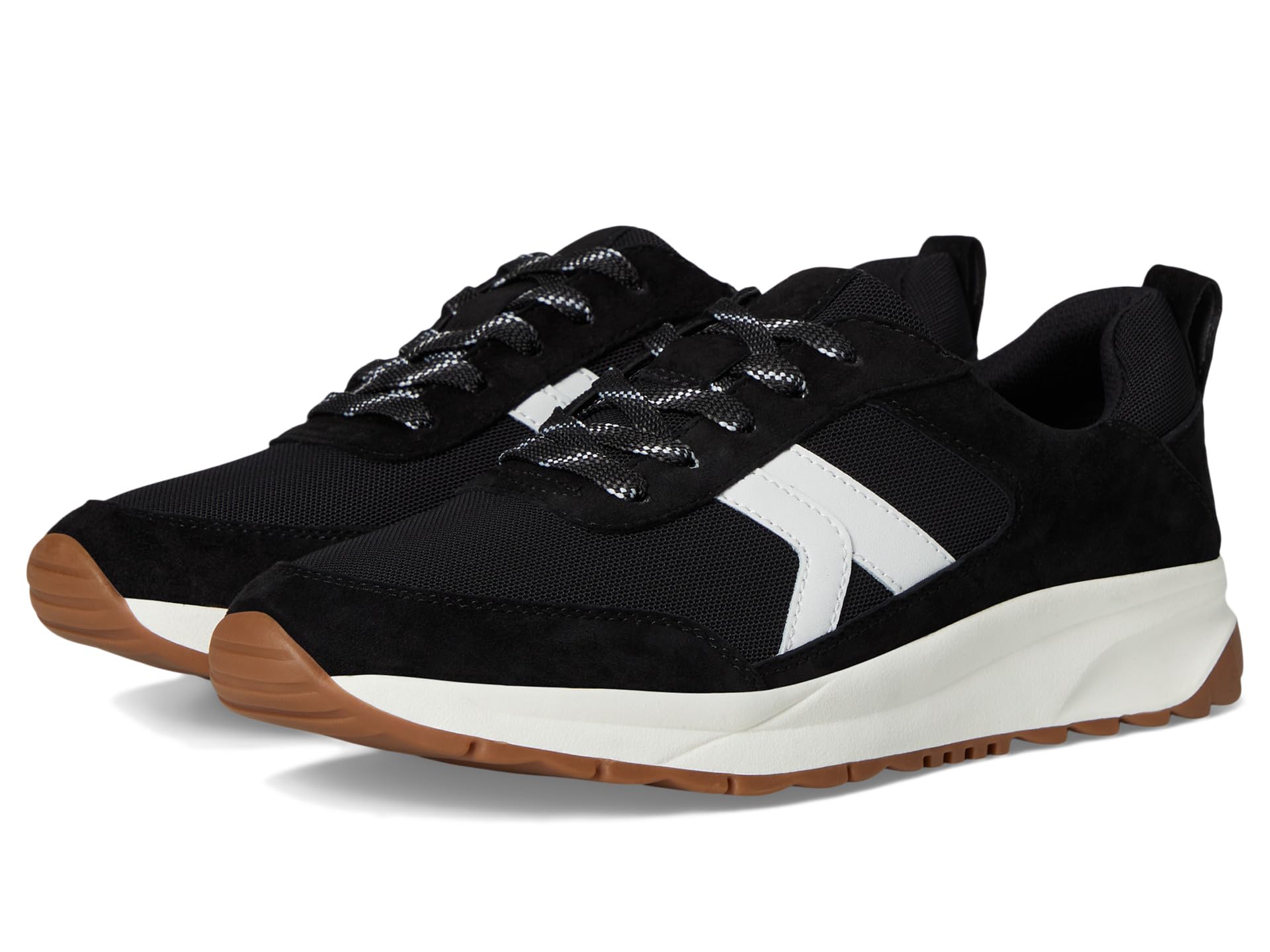 Shay Jogger Lace-Up