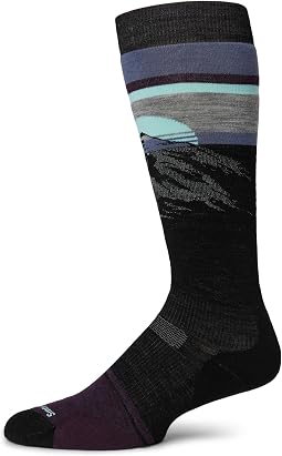 Snowboard Targeted Cushion Mountain Sunrise Over The Calf Socks