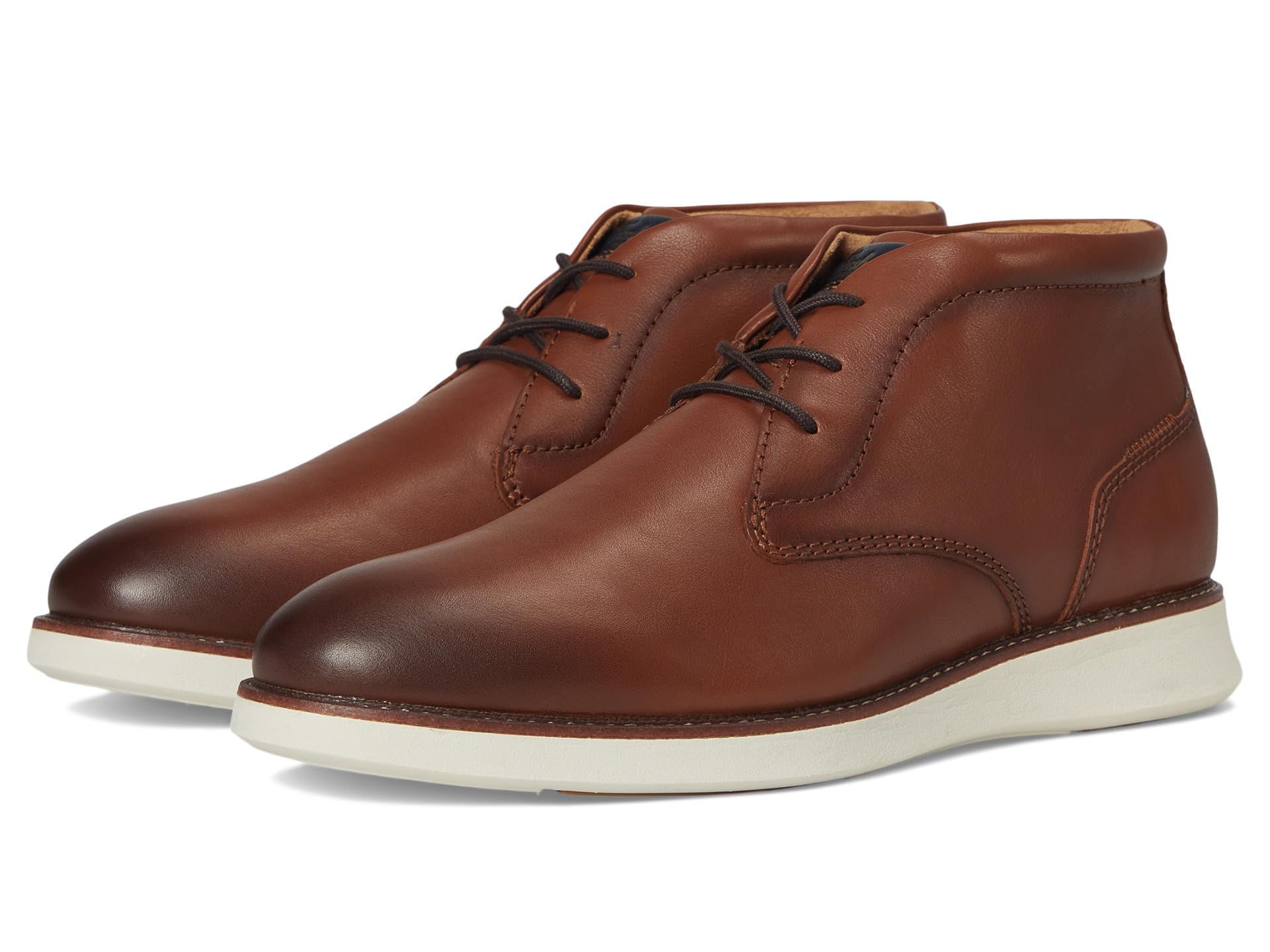 Launch Plain Toe Chukka Boots