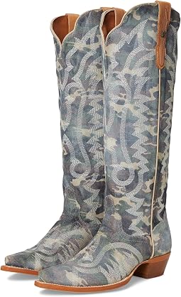 Camo Darlin