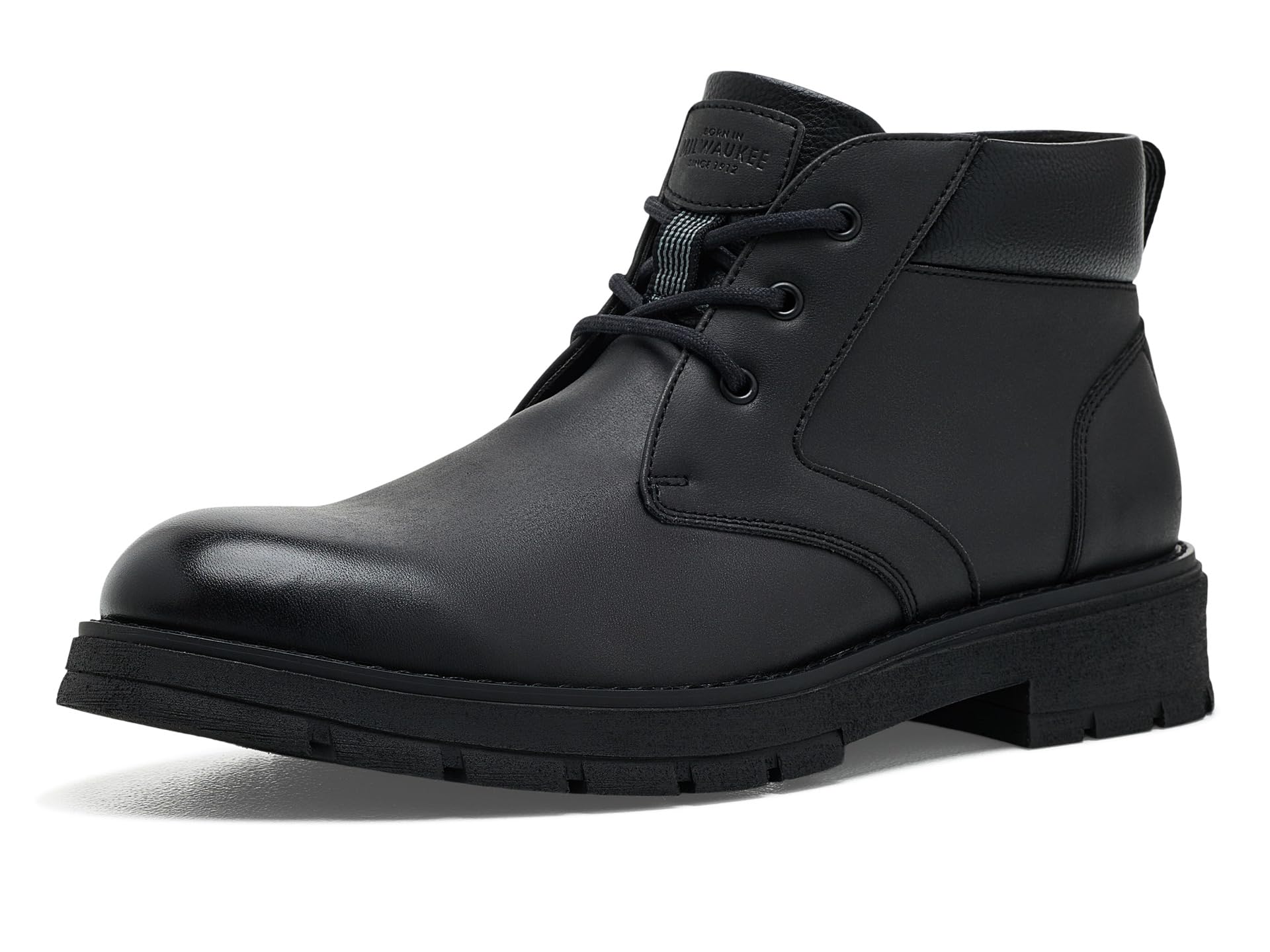 Brady Plain Toe Chukka Boots