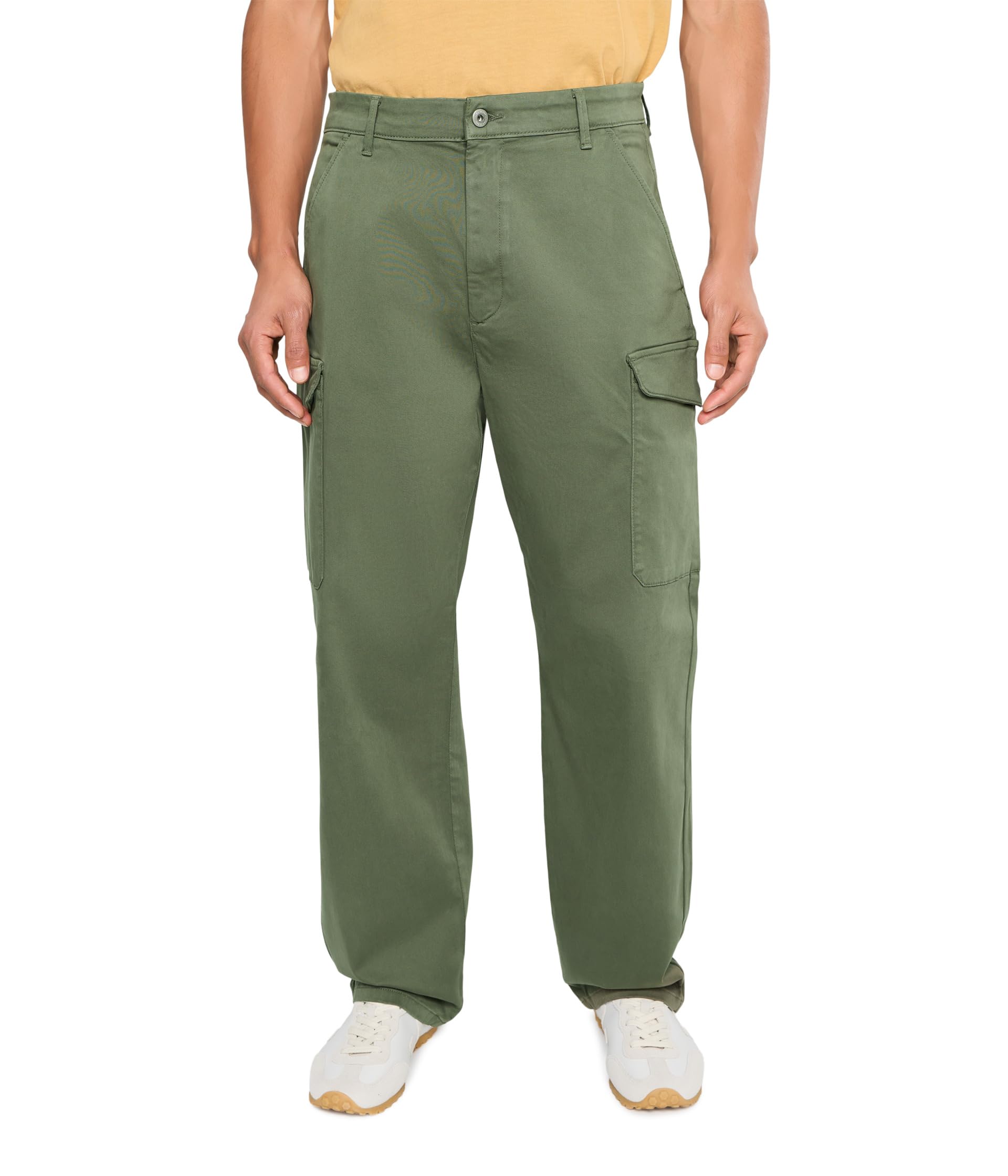 Chad Chino in Tea Leaf