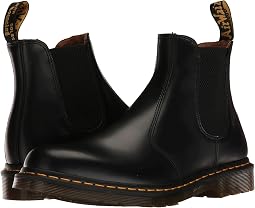2976 Yellow Stitch Smooth Leather Chelsea Boots