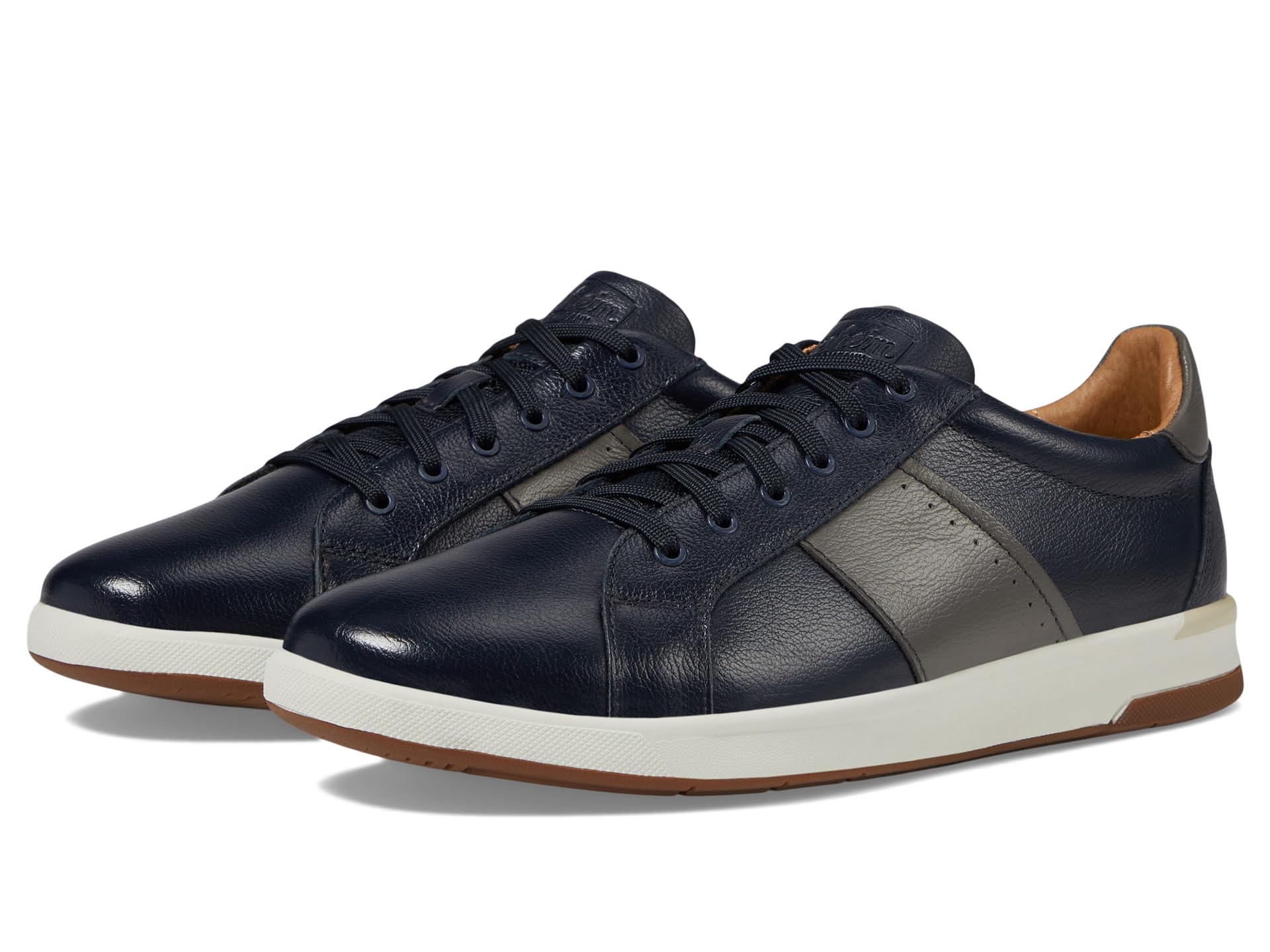 Crossover Lace to Toe Casual Sneaker