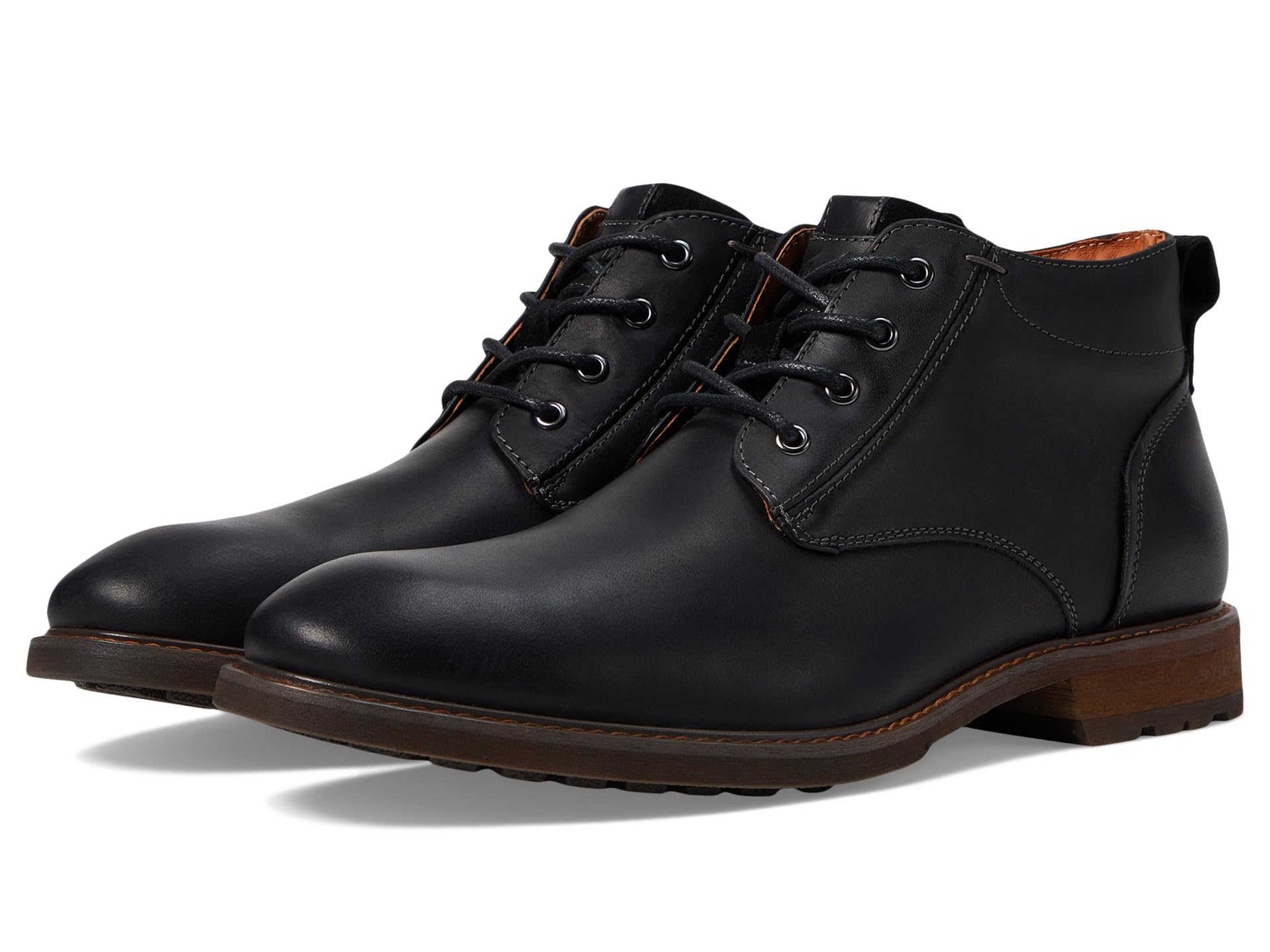 Lodge Plain Toe Chukka Boots