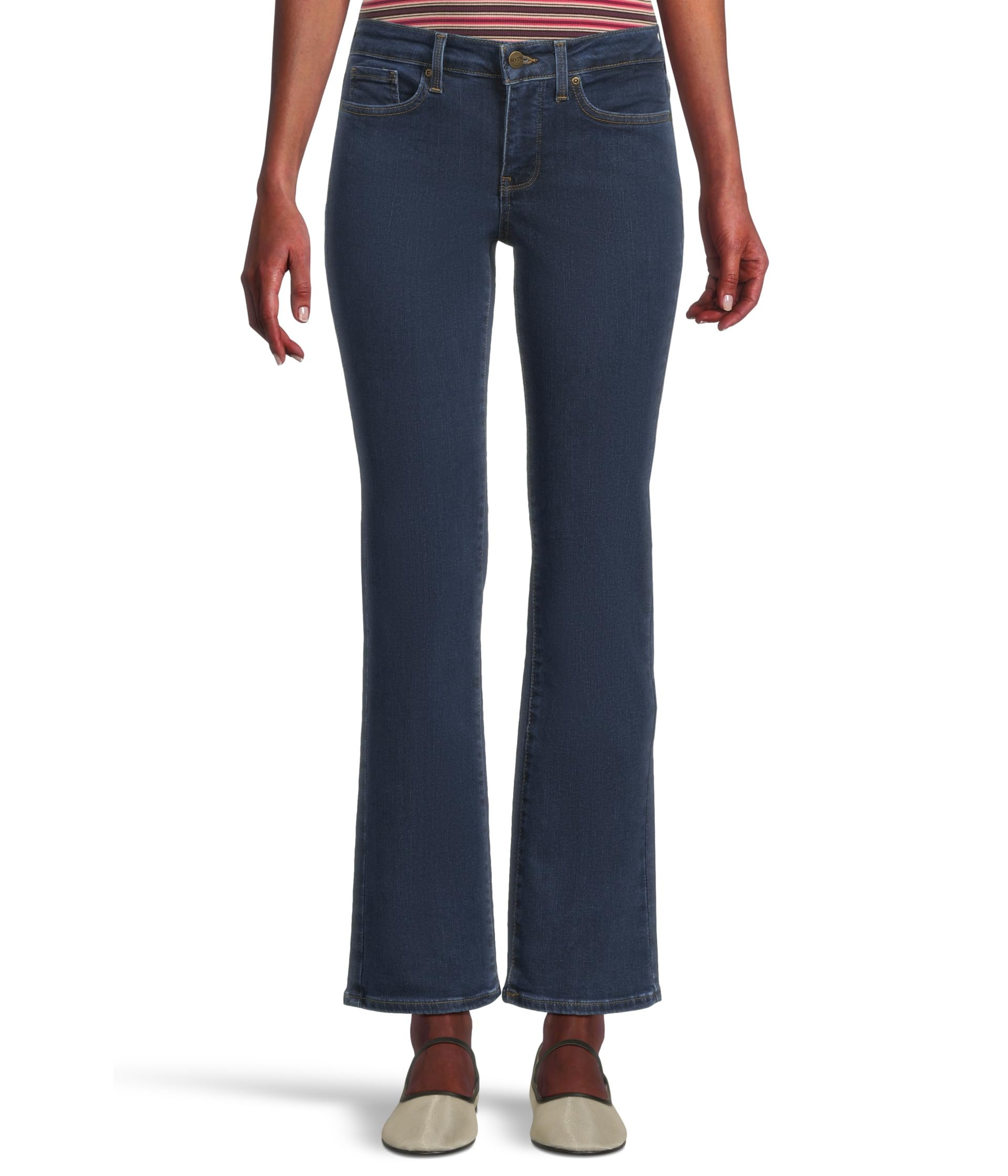Petite Barbara Bootcut in Quinn