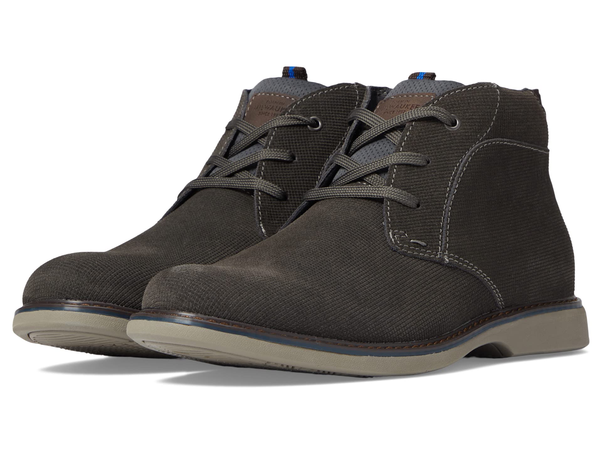 Otto Plain Toe Chukka Boots