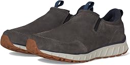 Кроссовки Snow Sneaker 5 Low водонепроницаемые утепленные без шнурков